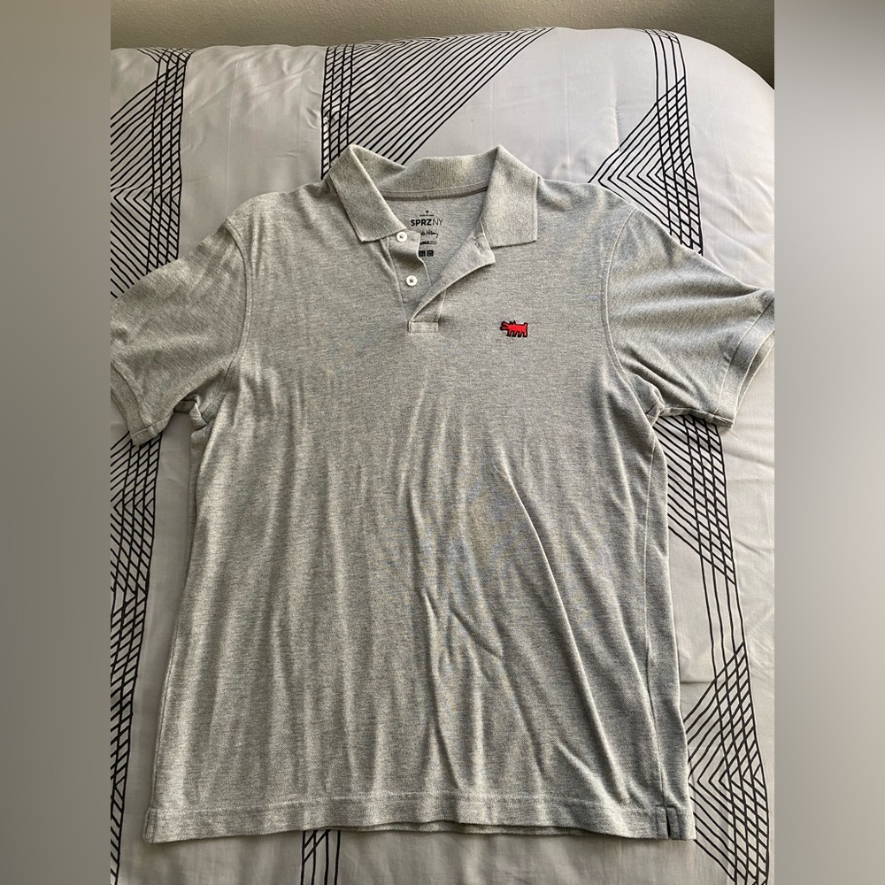 UNIQLO Keith Haring MOMA Gray Sprz NY Polo Red Barking Dog